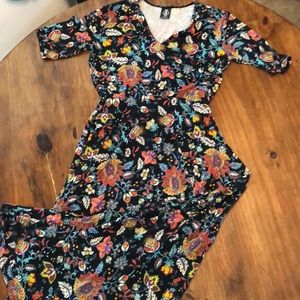 Agnes & Dora Austen Maxi Dress.  L. Pockets!!!